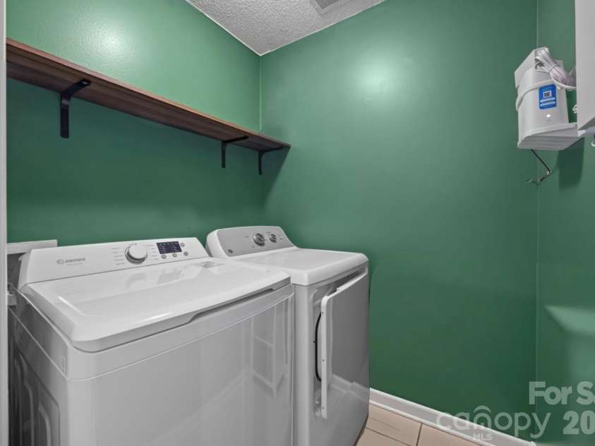15066 Deshler Court, Charlotte, NC 28273.  MLS# CAR4393832, YatesRealty ID 33254. 