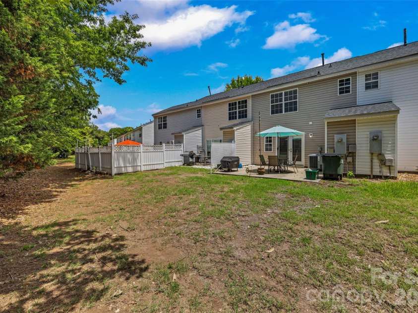 15066 Deshler Court, Charlotte, NC 28273.  MLS# CAR4393832, YatesRealty ID 33254. 