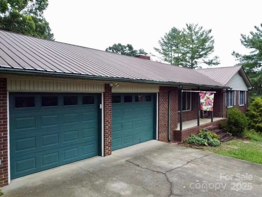 3411 Gaddy Drive, Trinity, NC 27370.  MLS# CAR4291643, YatesRealty ID 33254. 