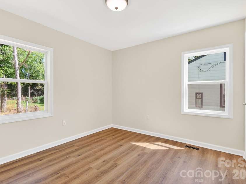 822 Arlington Avenue, Rock Hill, SC 29730.  MLS# CAR4394929, YatesRealty ID 33255. 