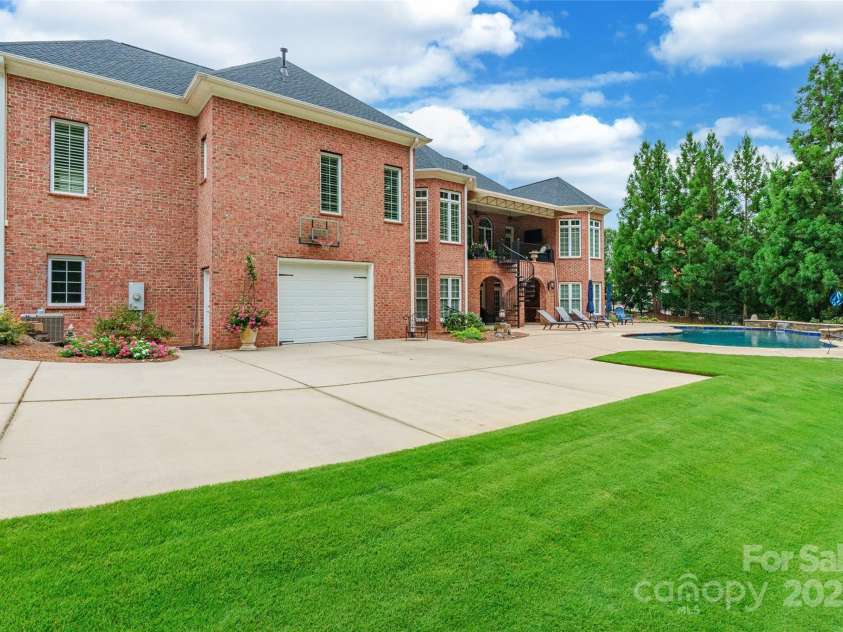 2665 Claxton Drive, Rock Hill, SC 29732.  MLS# CAR4289837, YatesRealty ID 33256. 