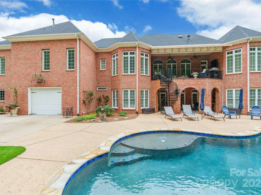 2665 Claxton Drive, Rock Hill, SC 29732.  MLS# CAR4289837, YatesRealty ID 33256. 