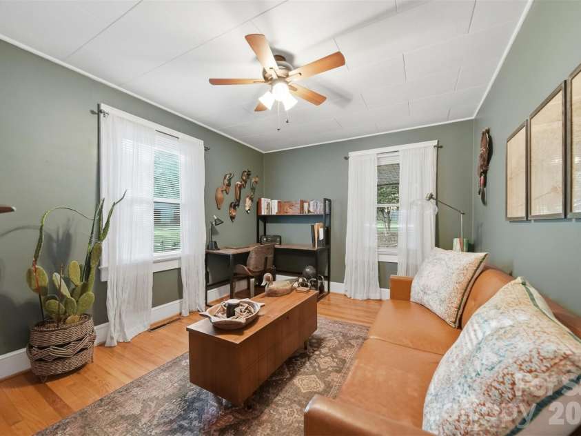 504 6th Street, Newton, NC 28658.  MLS# CAR4395019, YatesRealty ID 33257. Secondary bedroom