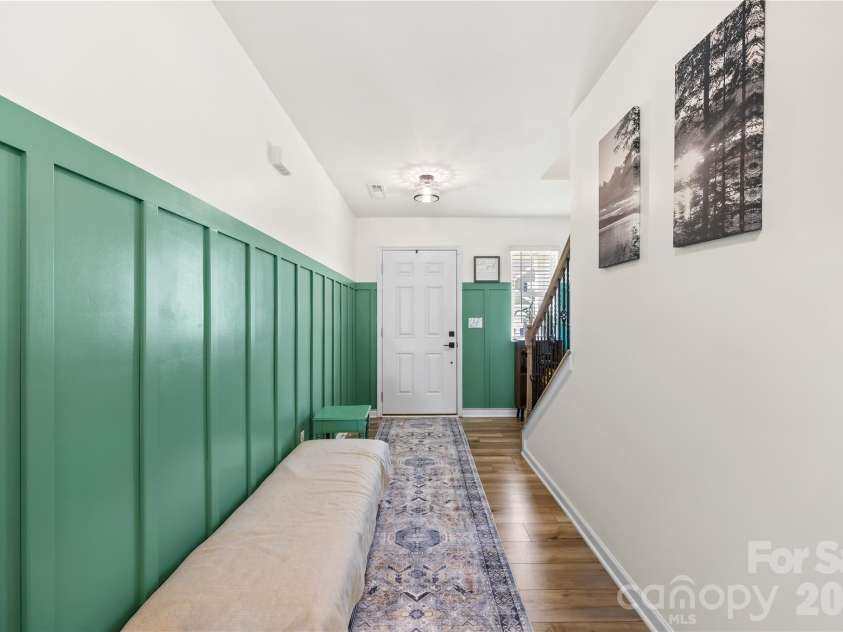 120 Hanging Rock Trail, Statesville, NC 28625.  MLS# CAR4389254, YatesRealty ID 33259. 