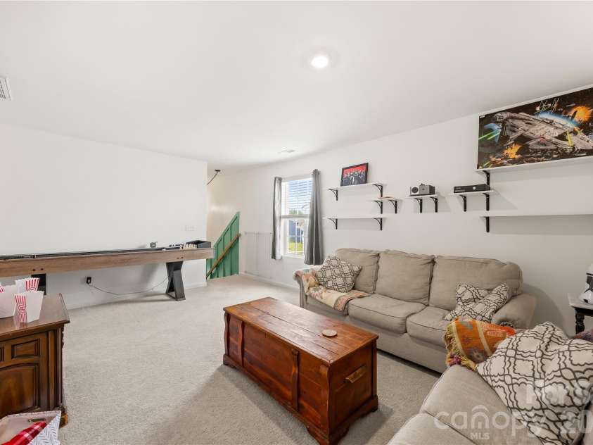 120 Hanging Rock Trail, Statesville, NC 28625.  MLS# CAR4389254, YatesRealty ID 33259. 