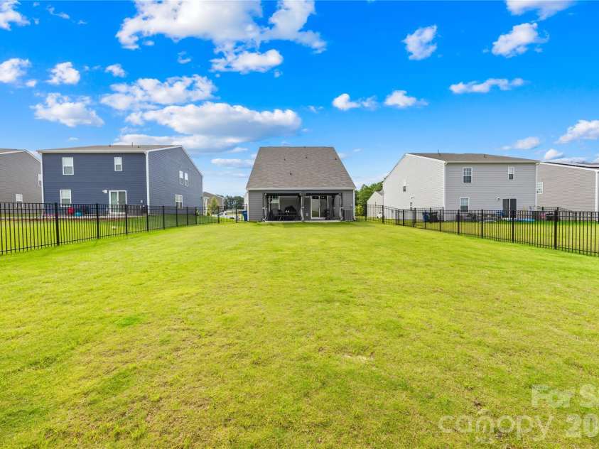 120 Hanging Rock Trail, Statesville, NC 28625.  MLS# CAR4389254, YatesRealty ID 33259. 