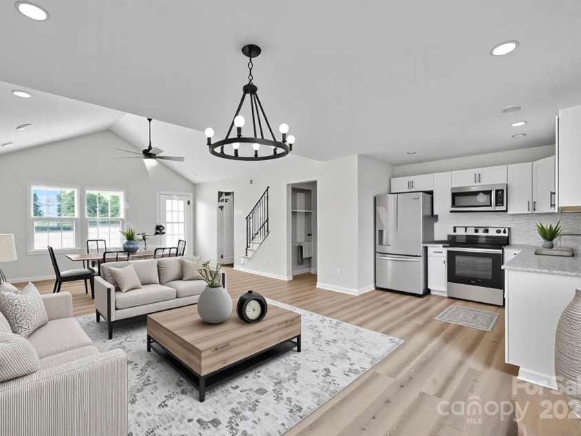 808 3rd Street, Kings Mountain, NC 28086.  MLS# CAR4286703, YatesRealty ID 3326. 