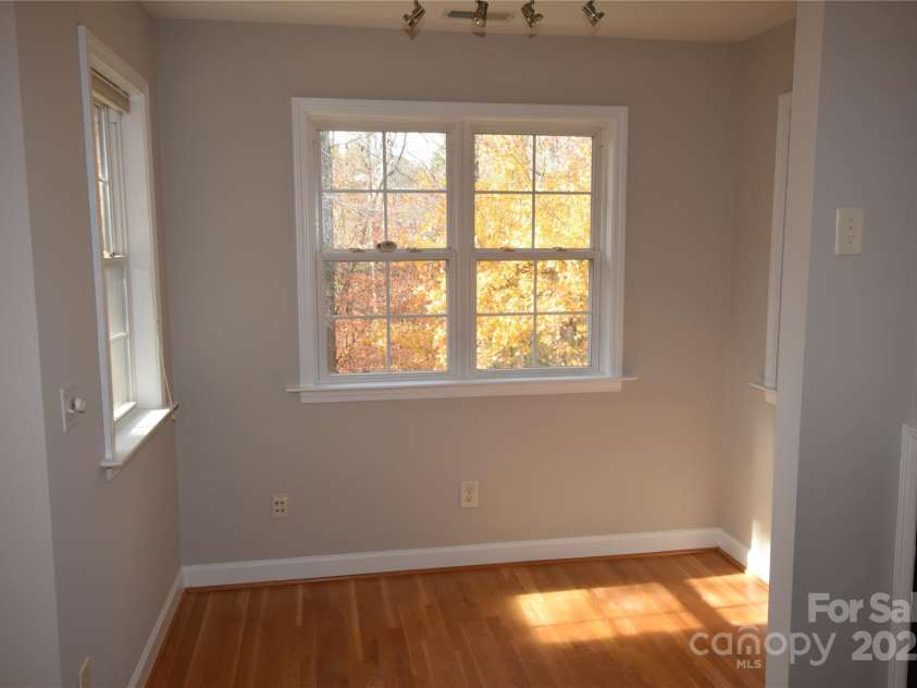 809 Pine Forest Road, Charlotte, NC 28214.  MLS# CAR4203407, YatesRealty ID 3326. Primary bedroom nook