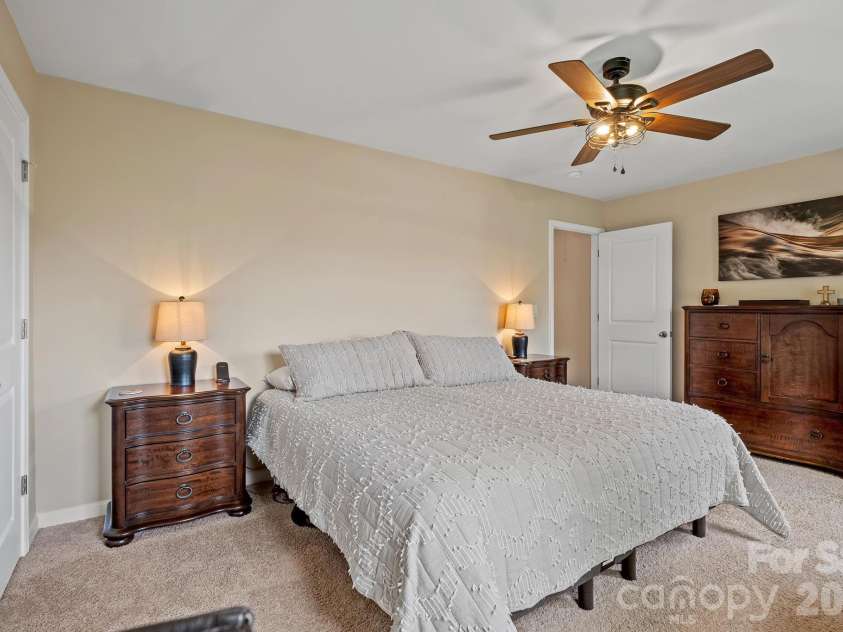 10 Benedict Lane, Weaverville, NC 28787.  MLS# CAR4396612, YatesRealty ID 33260. 