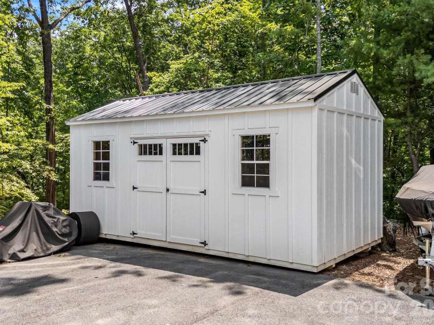 70 Jp Huggins Drive, Hendersonville, NC 28791.  MLS# CAR4277008, YatesRealty ID 33262. Shed