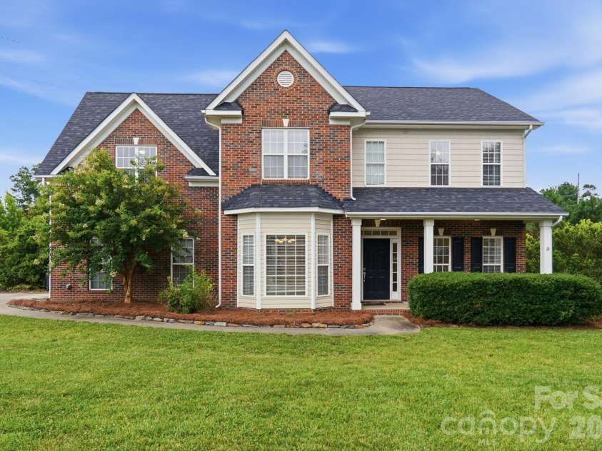 1521 Hilton Meadow Drive, Monroe, NC 28110.  MLS# CAR4397573, YatesRealty ID 33264. 