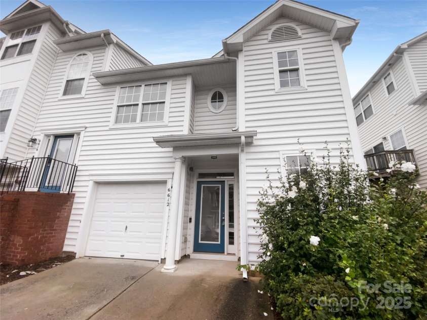 6612 Tor Drive, Charlotte, NC 28269.  MLS# CAR4291073, YatesRealty ID 33264. 