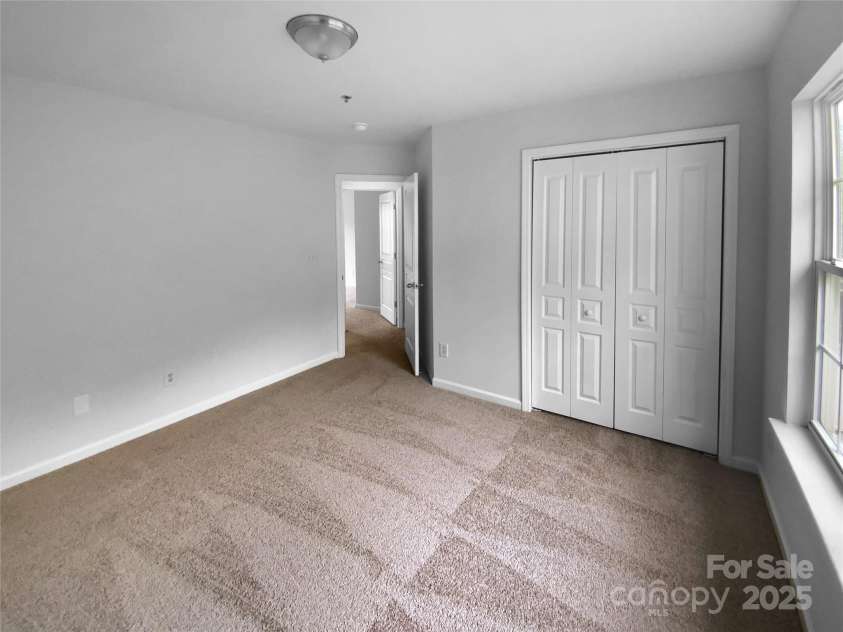 6612 Tor Drive, Charlotte, NC 28269.  MLS# CAR4291073, YatesRealty ID 33264. 