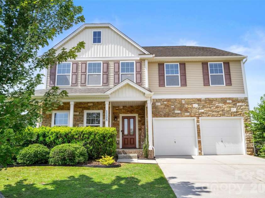1128 Ellis Pond Drive, Rock Hill, SC 29730.  MLS# CAR4397742, YatesRealty ID 33265. 