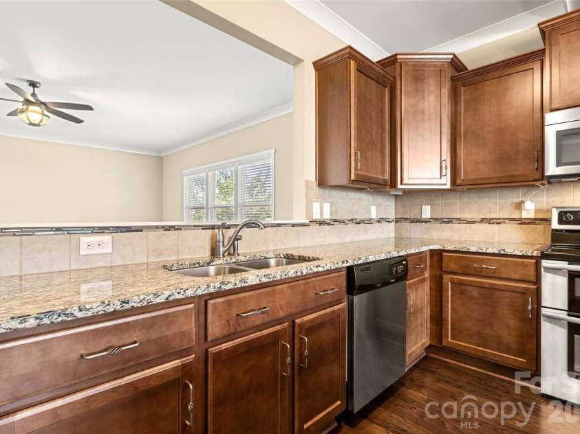 1128 Ellis Pond Drive, Rock Hill, SC 29730.  MLS# CAR4397742, YatesRealty ID 33265. 