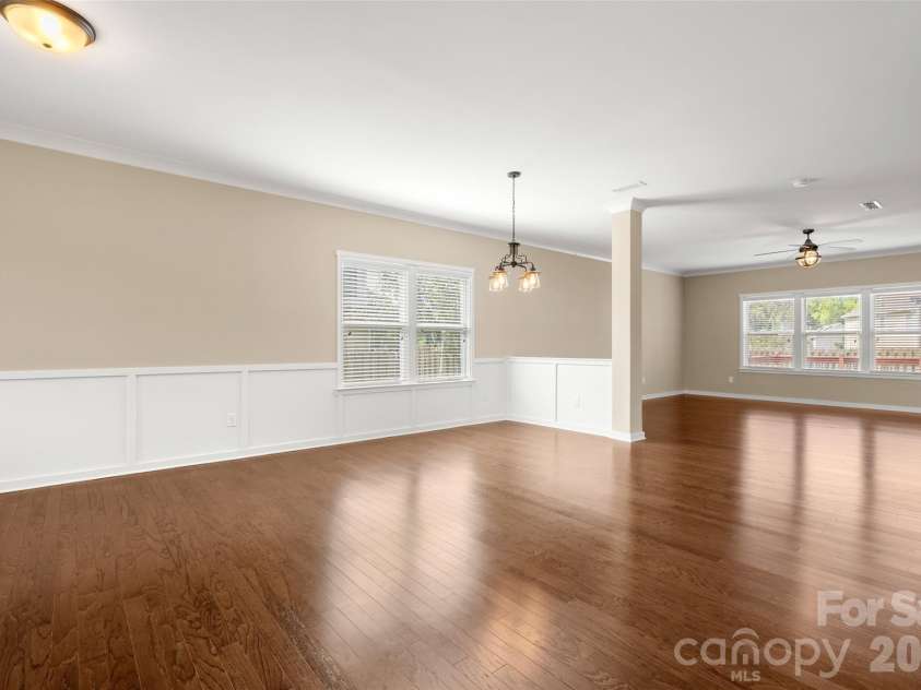 1128 Ellis Pond Drive, Rock Hill, SC 29730.  MLS# CAR4397742, YatesRealty ID 33265. Dining