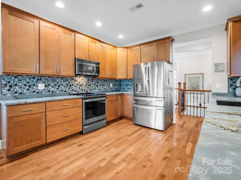34 Rambling Creek, Tryon, NC 28782.  MLS# CAR4288556, YatesRealty ID 33265. 