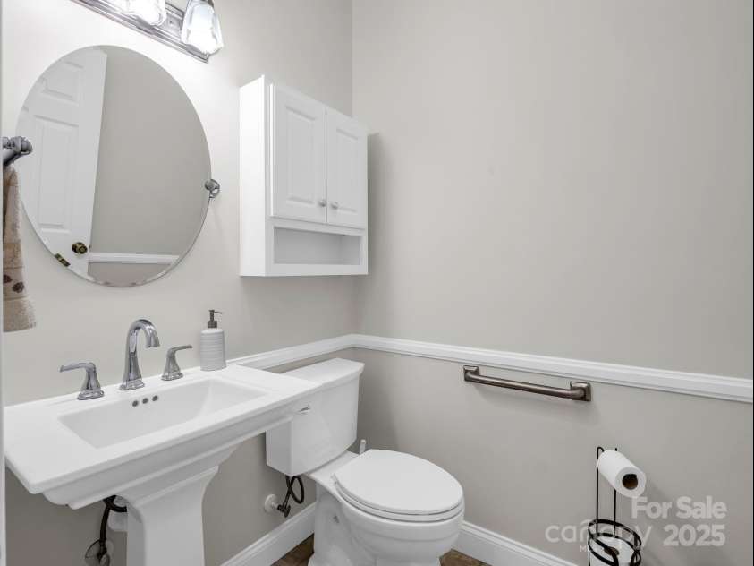 34 Rambling Creek, Tryon, NC 28782.  MLS# CAR4288556, YatesRealty ID 33265. 