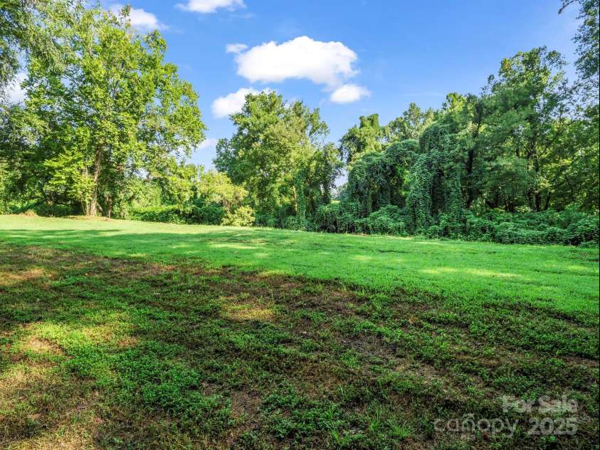34 Rambling Creek, Tryon, NC 28782.  MLS# CAR4288556, YatesRealty ID 33265. 