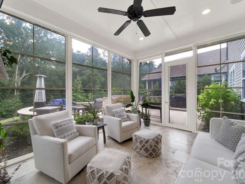 404 Sensibility Circle, Fort Mill, SC 29708.  MLS# CAR4387912, YatesRealty ID 33266. 4 Seasons Room