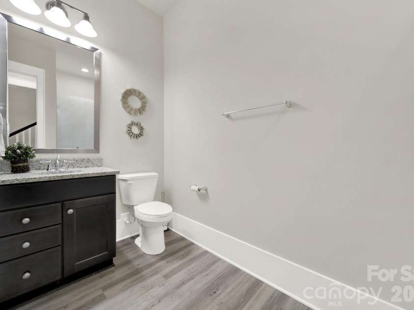 404 Sensibility Circle, Fort Mill, SC 29708.  MLS# CAR4387912, YatesRealty ID 33266. Full Bath on Main Level