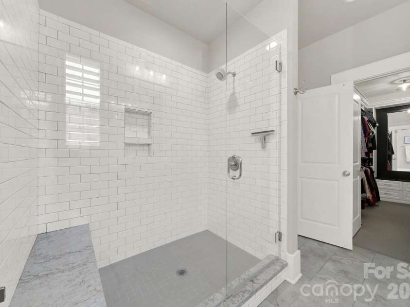 404 Sensibility Circle, Fort Mill, SC 29708.  MLS# CAR4387912, YatesRealty ID 33266. Primary Bathroom