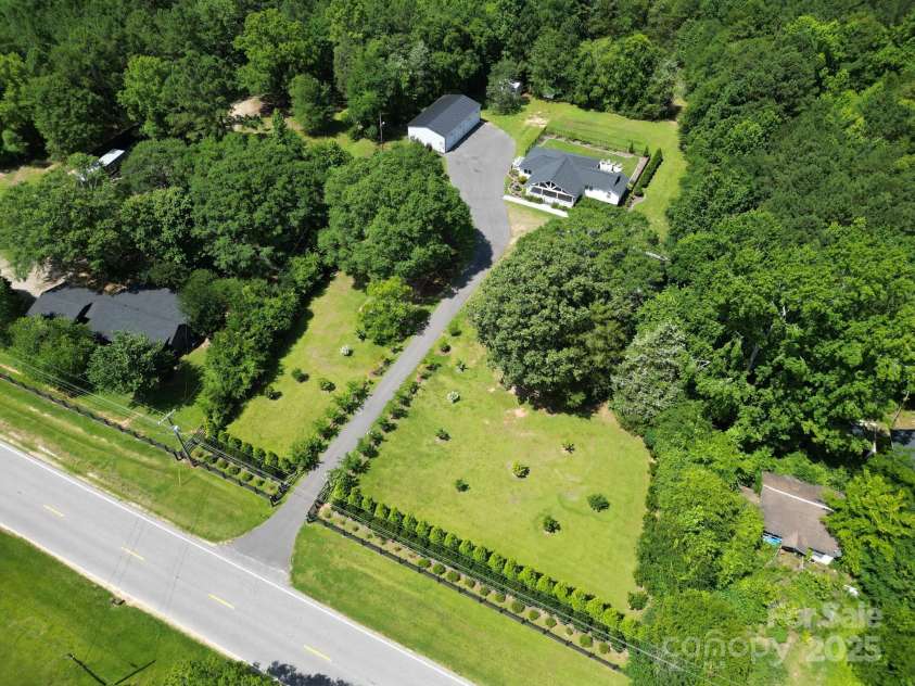 5214 Echo Valley Drive, Great Falls, SC 29055.  MLS# CAR4285802, YatesRealty ID 33266. 