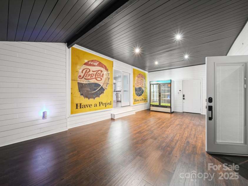 5214 Echo Valley Drive, Great Falls, SC 29055.  MLS# CAR4285802, YatesRealty ID 33266. 