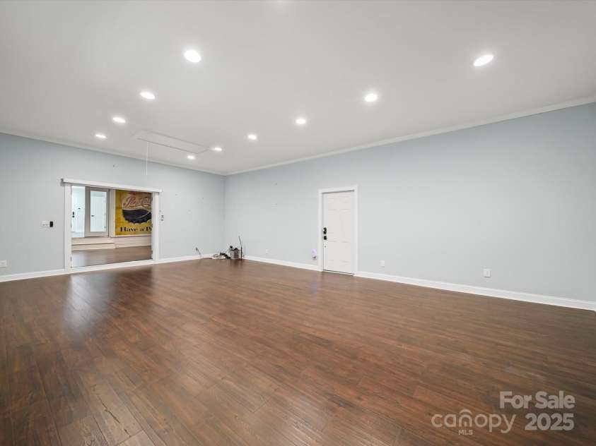 5214 Echo Valley Drive, Great Falls, SC 29055.  MLS# CAR4285802, YatesRealty ID 33266. 