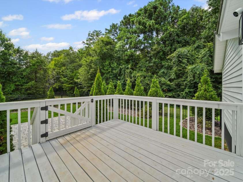 5214 Echo Valley Drive, Great Falls, SC 29055.  MLS# CAR4285802, YatesRealty ID 33266. 