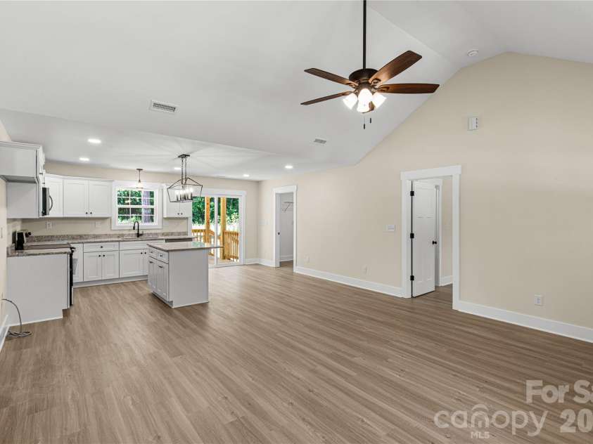 1425 Mack Drive, McConnells, SC 29726.  MLS# CAR4394609, YatesRealty ID 33267. 