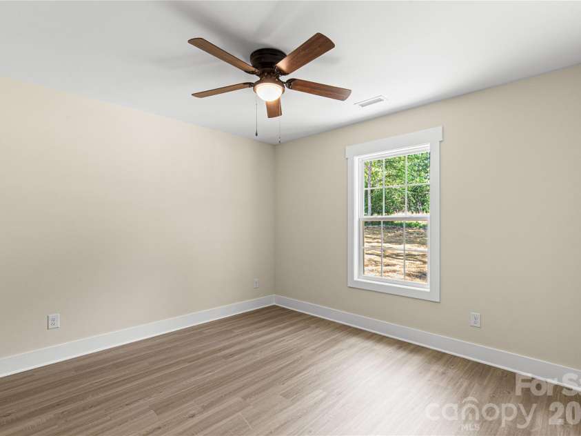 1425 Mack Drive, McConnells, SC 29726.  MLS# CAR4394609, YatesRealty ID 33267. 