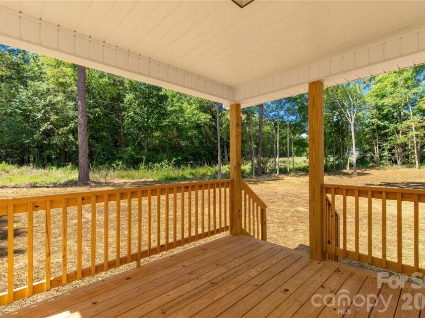 1425 Mack Drive, McConnells, SC 29726.  MLS# CAR4394609, YatesRealty ID 33267. 
