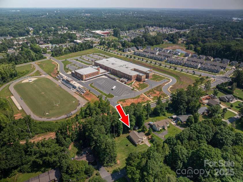 110 Leeper Avenue, Belmont, NC 28012.  MLS# CAR4274550, YatesRealty ID 33268. 