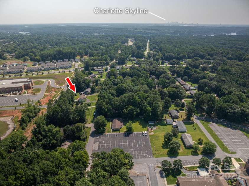 110 Leeper Avenue, Belmont, NC 28012.  MLS# CAR4274550, YatesRealty ID 33268. 