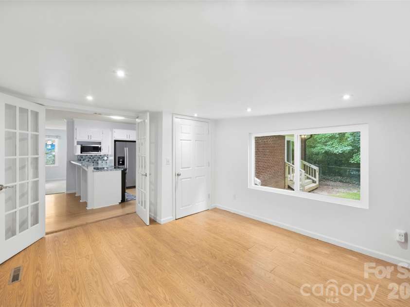 611 Lewis Street, Dallas, NC 28034.  MLS# CAR4393178, YatesRealty ID 33268. 