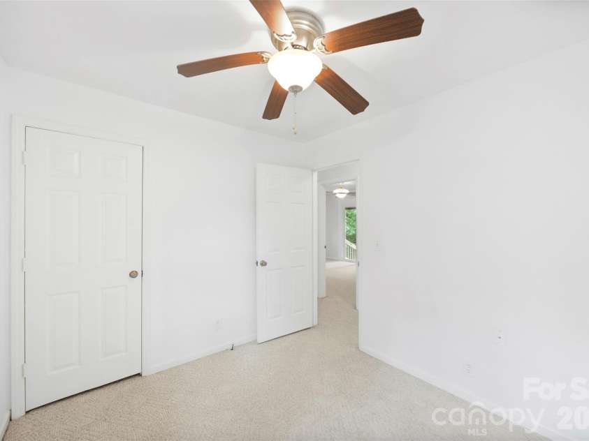 611 Lewis Street, Dallas, NC 28034.  MLS# CAR4393178, YatesRealty ID 33268. 