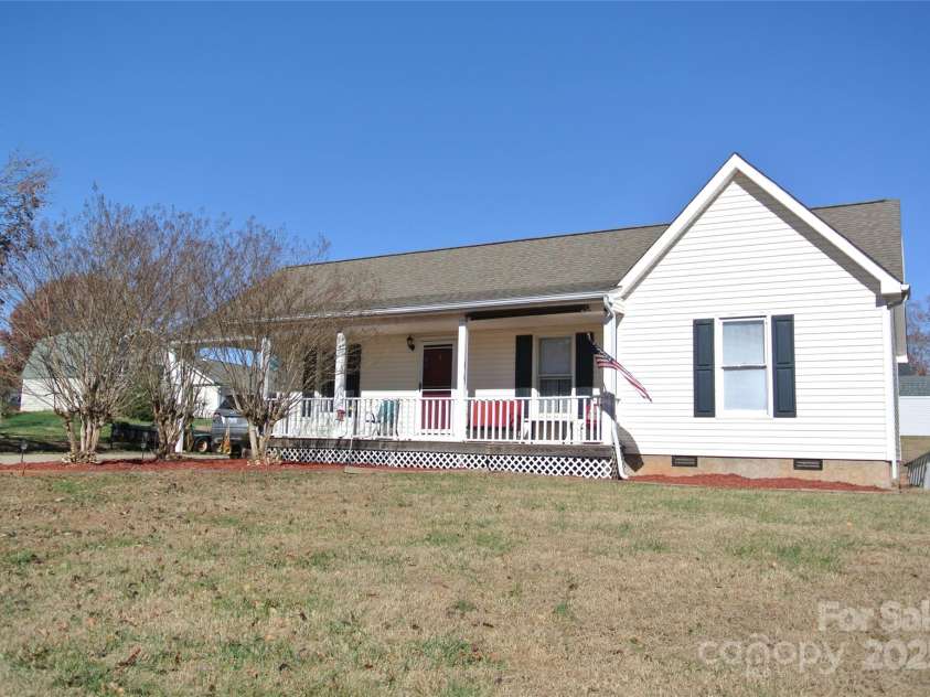 225 Mcdade Road, Forest City, NC 28043.  MLS# CAR4322906, YatesRealty ID 3327. 