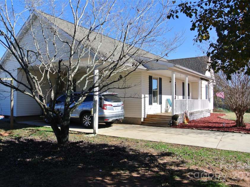 225 Mcdade Road, Forest City, NC 28043.  MLS# CAR4322906, YatesRealty ID 3327. 