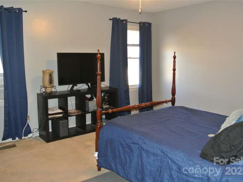 225 Mcdade Road, Forest City, NC 28043.  MLS# CAR4322906, YatesRealty ID 3327. 