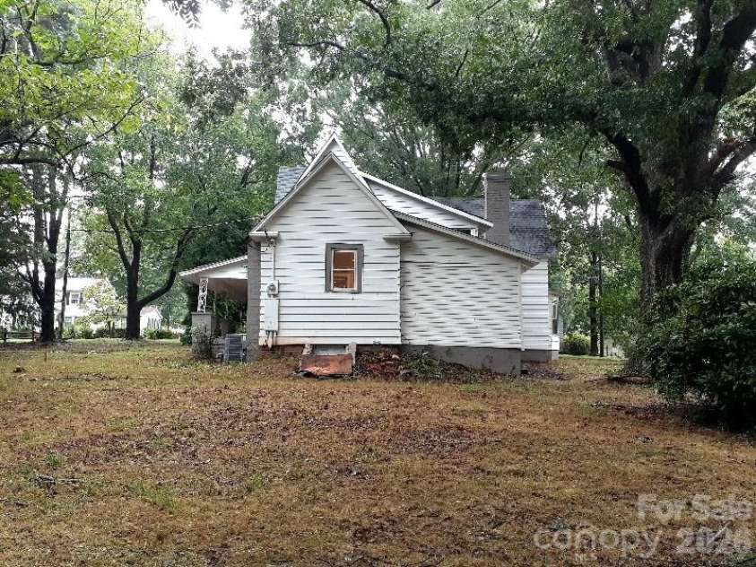 310 Church Street, Troutman, NC 28166.  MLS# CAR4291387, YatesRealty ID 3327. 