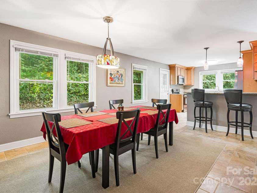 80 Mills Gap Road, Asheville, NC 28803.  MLS# CAR4186919, YatesRealty ID 3327. 