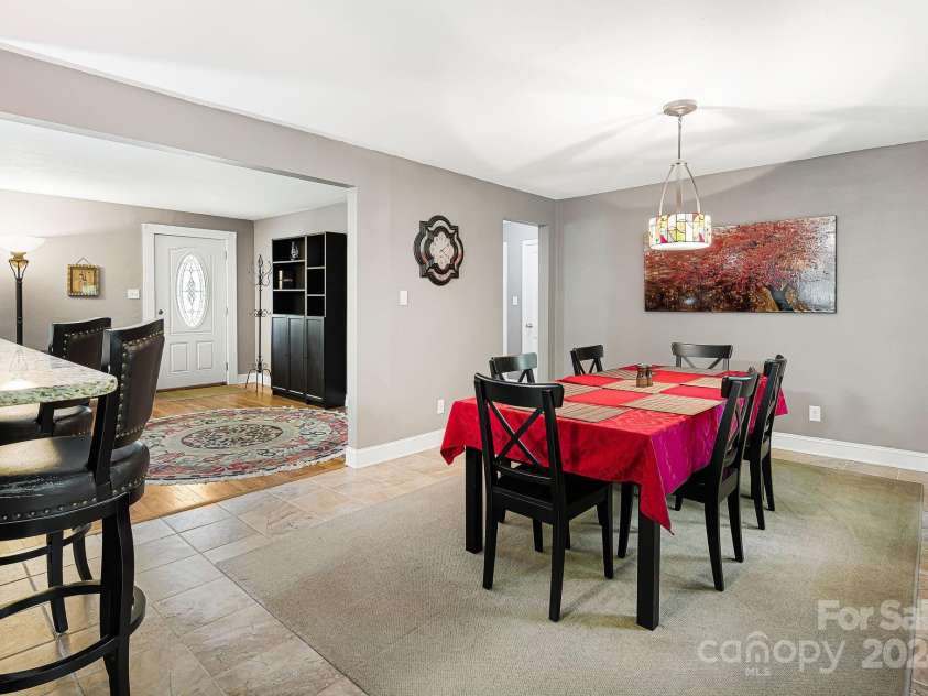 80 Mills Gap Road, Asheville, NC 28803.  MLS# CAR4186919, YatesRealty ID 3327. 