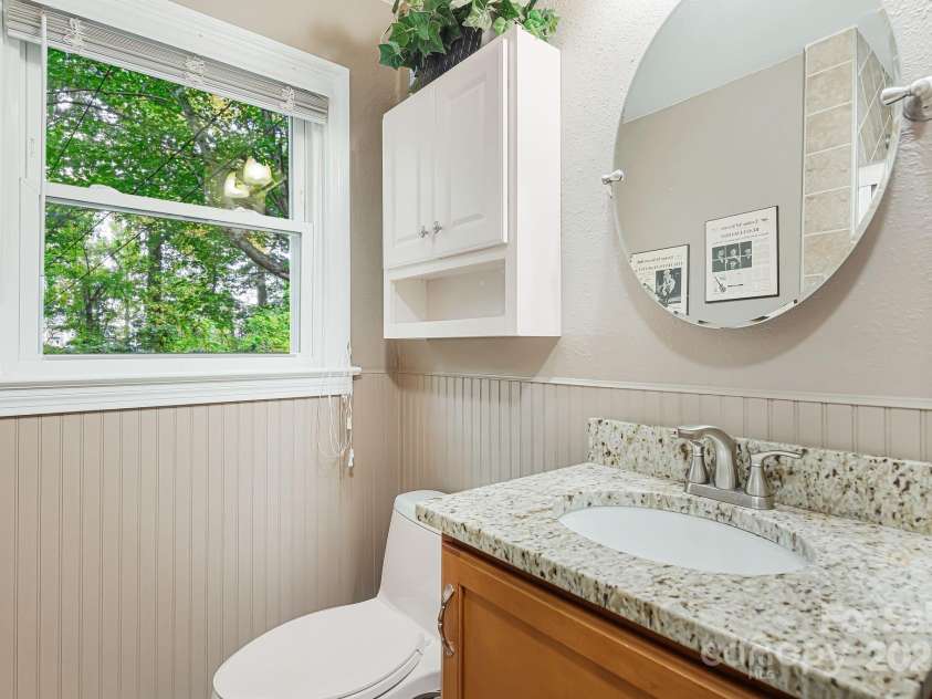 80 Mills Gap Road, Asheville, NC 28803.  MLS# CAR4315944, YatesRealty ID 3327. 