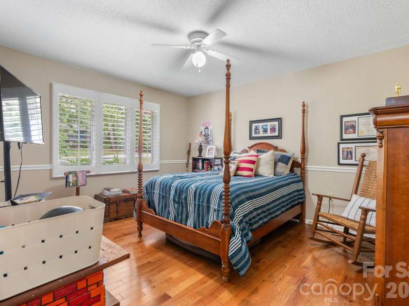 446 17th Avenue Drive, Hickory, NC 28601.  MLS# CAR4396658, YatesRealty ID 33270. Main level bedroom 2