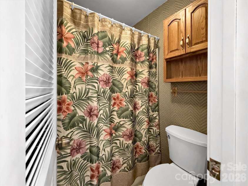 279 Rocky Top Road, Maggie Valley, NC 28751.  MLS# CAR4395126, YatesRealty ID 33271. 