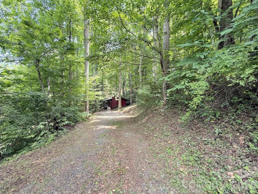 279 Rocky Top Road, Maggie Valley, NC 28751.  MLS# CAR4395126, YatesRealty ID 33271. 