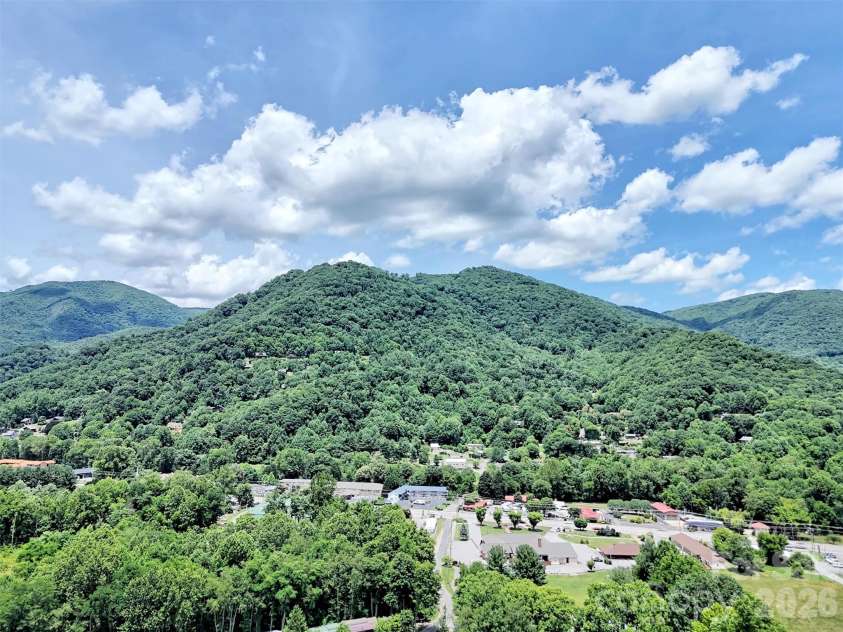 279 Rocky Top Road, Maggie Valley, NC 28751.  MLS# CAR4395126, YatesRealty ID 33271. 