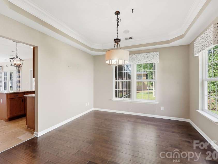 9004 Scottsboro Drive, Huntersville, NC 28078.  MLS# CAR4394126, YatesRealty ID 33272. Dining Room