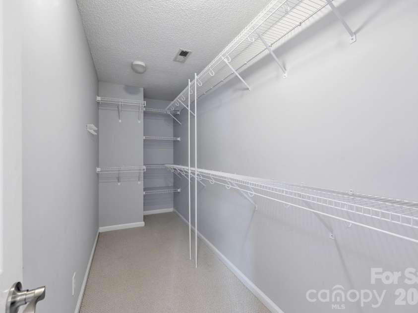 9004 Scottsboro Drive, Huntersville, NC 28078.  MLS# CAR4394126, YatesRealty ID 33272. Primary Closet
